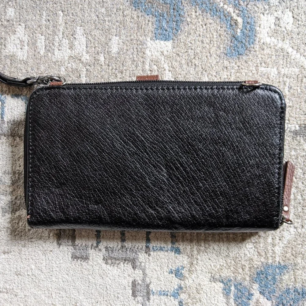 The Sak Wallet Purse in Textured Black Leather‎ with Brown Detailing